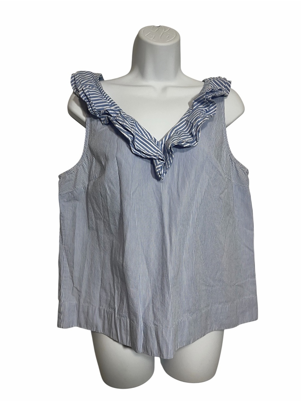 Crown & Ivy Blue Pinstripe Ruffle V-Neck Tank Size Large Nautical Euro Vacation